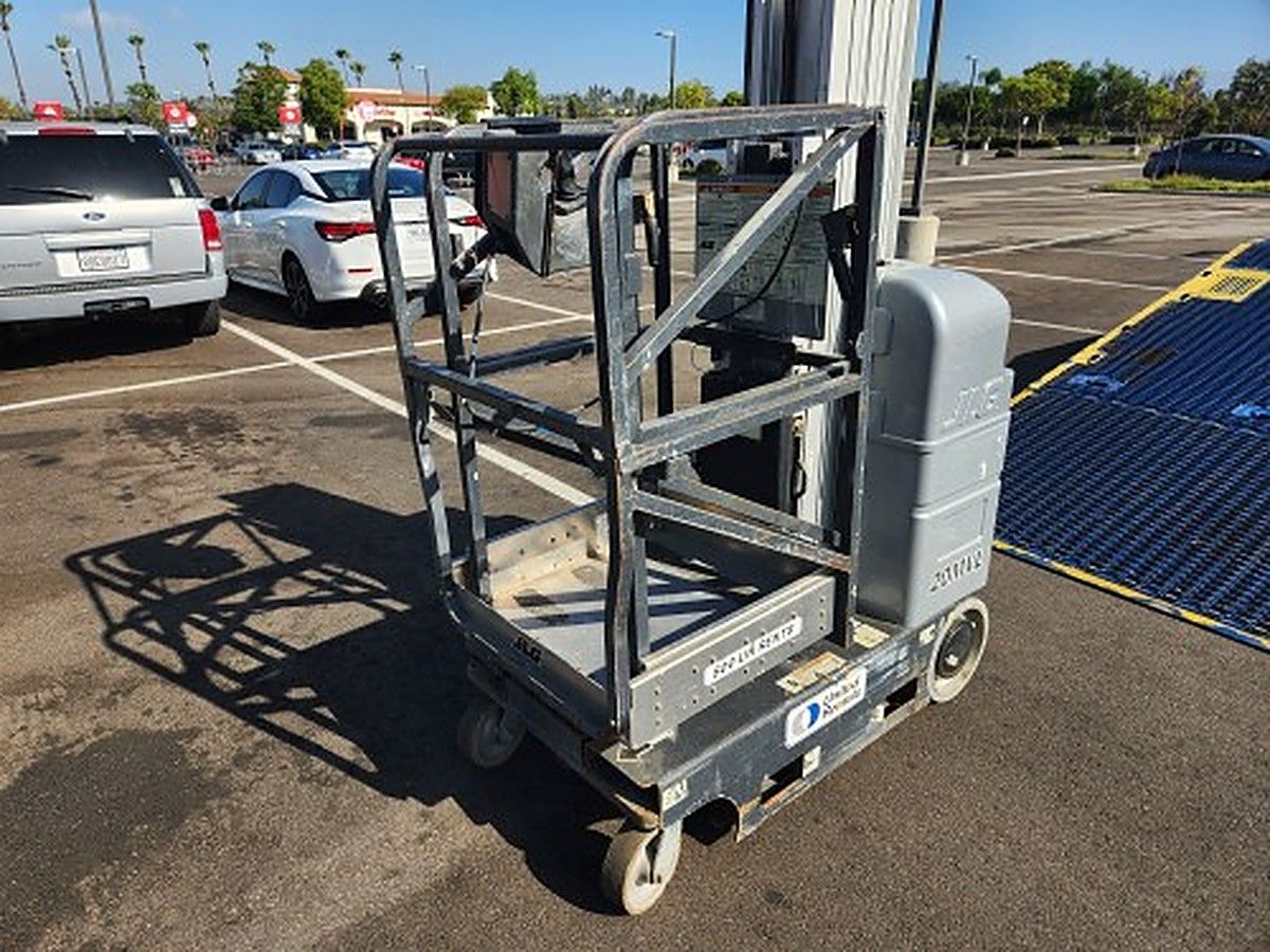 JLG 20MVL photo 7