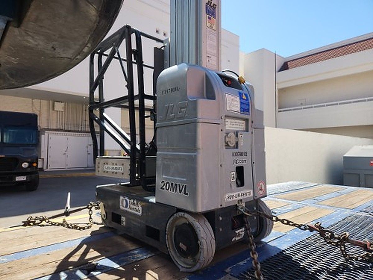 JLG 20MVL photo 10
