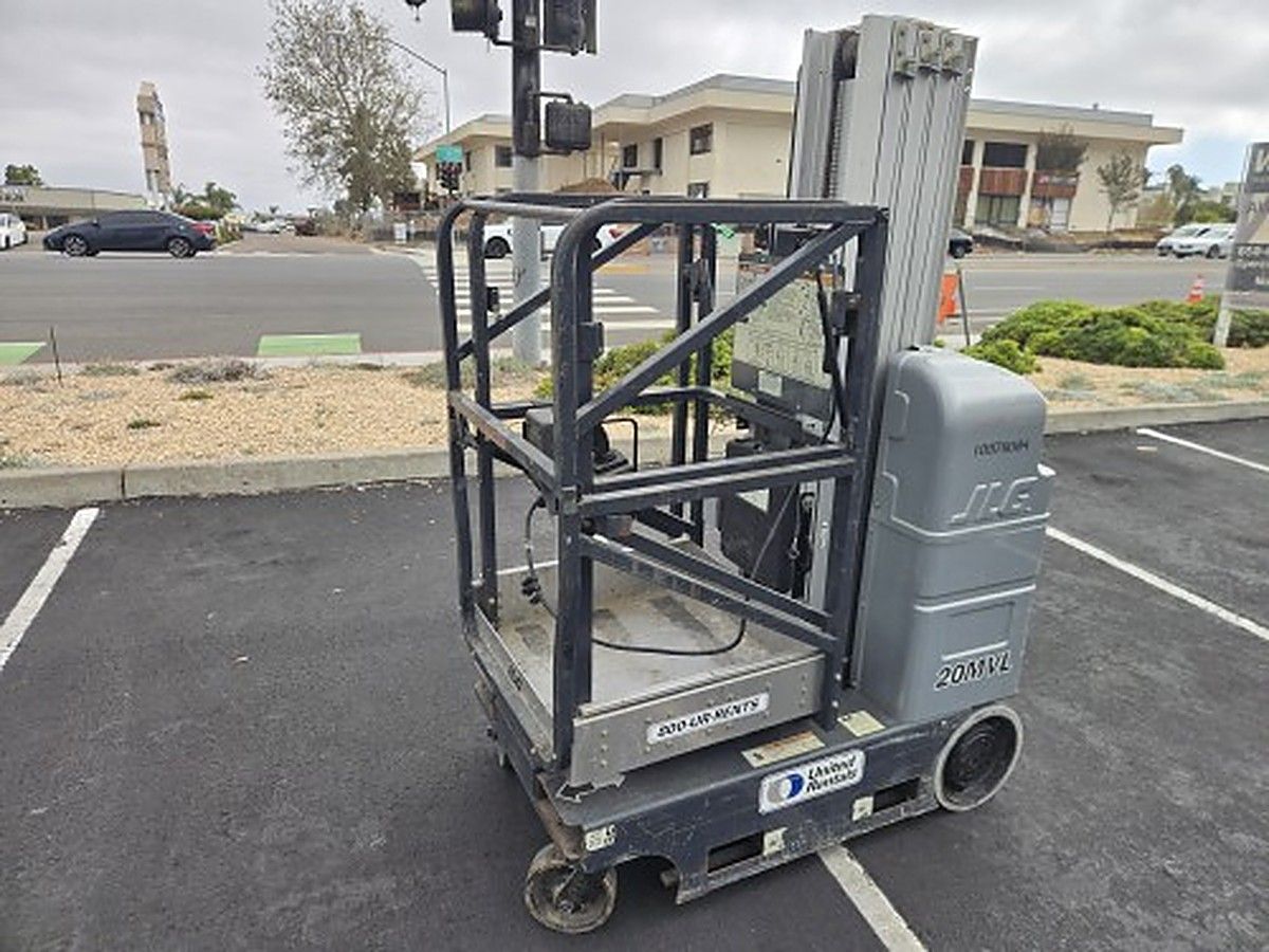 JLG 20MVL photo 2