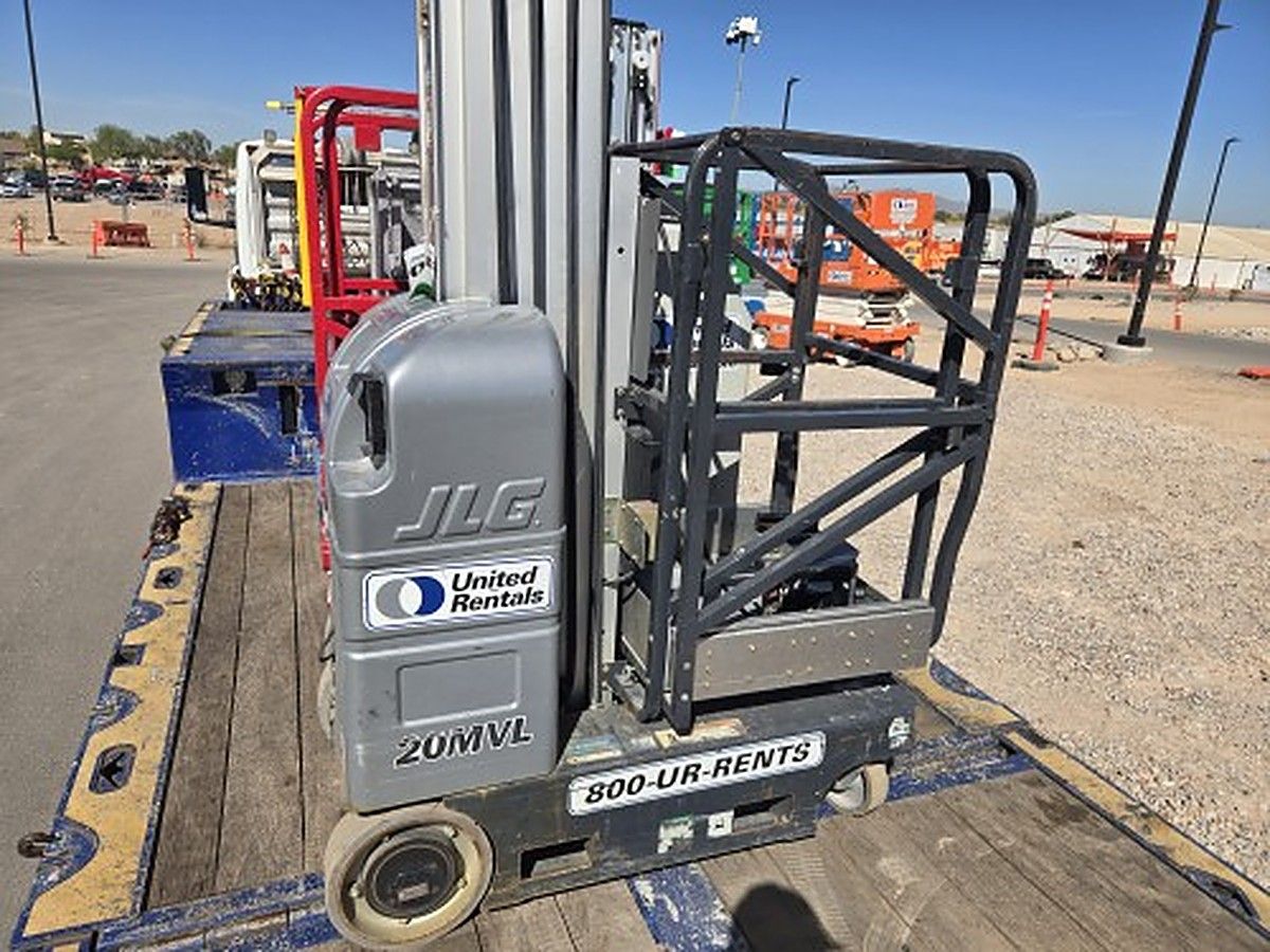 JLG 20MVL photo 9