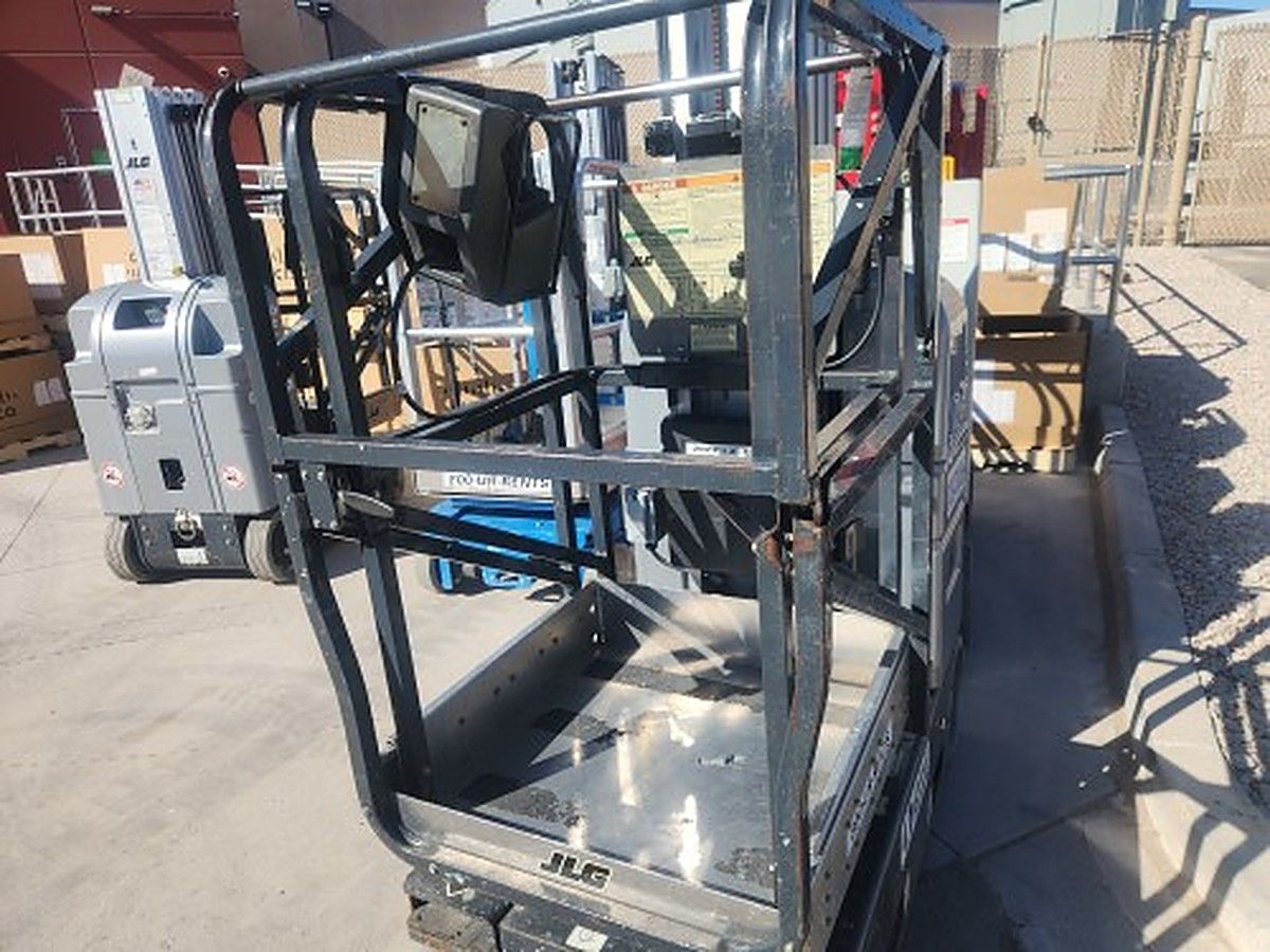 JLG 20MVL photo 4