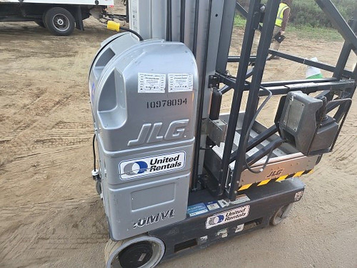 JLG 20MVL photo 3