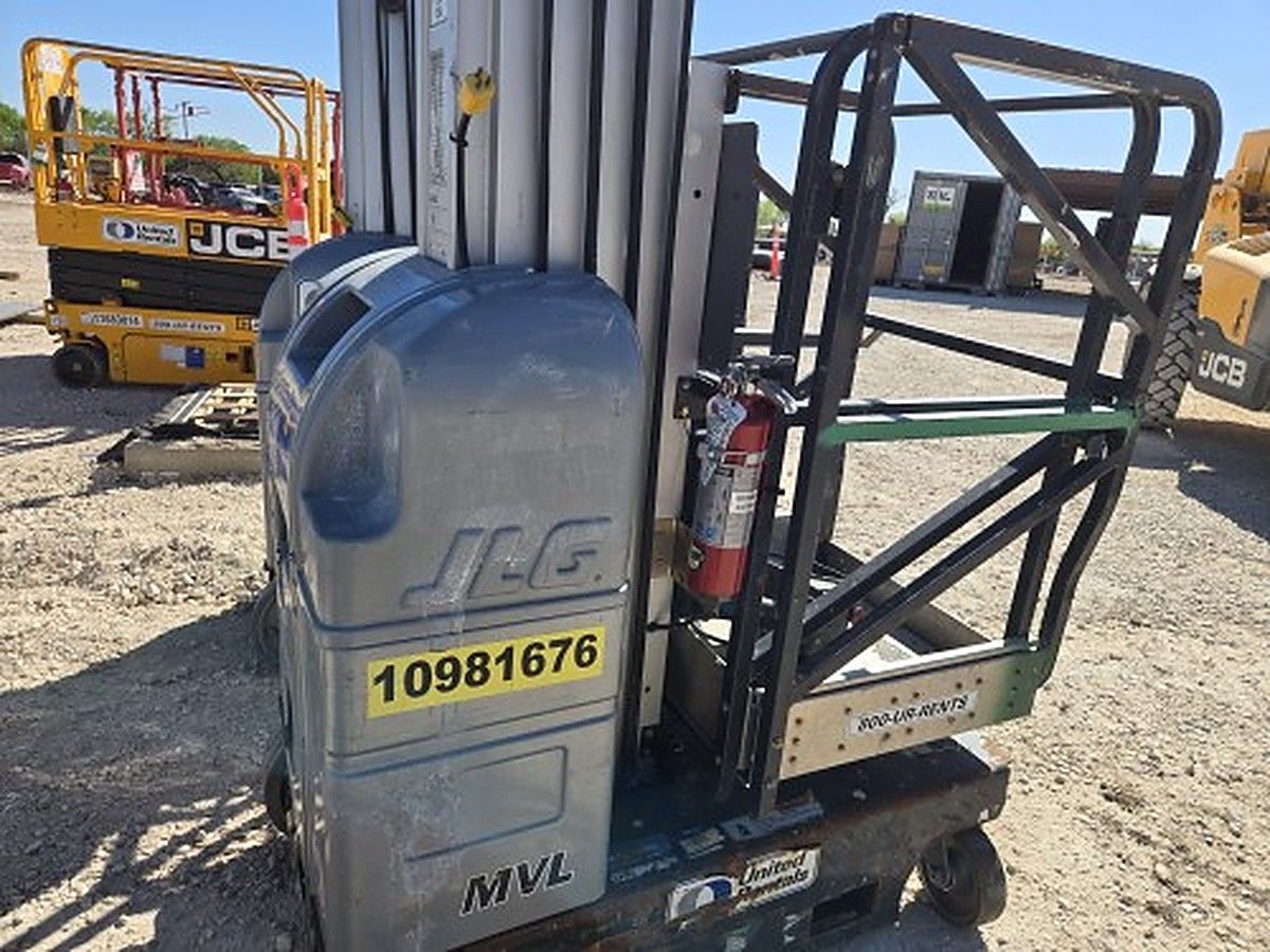 JLG 20MVL photo 2
