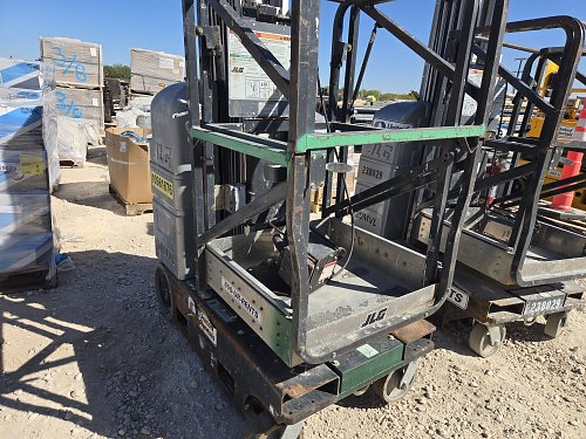 JLG 20MVL photo 4