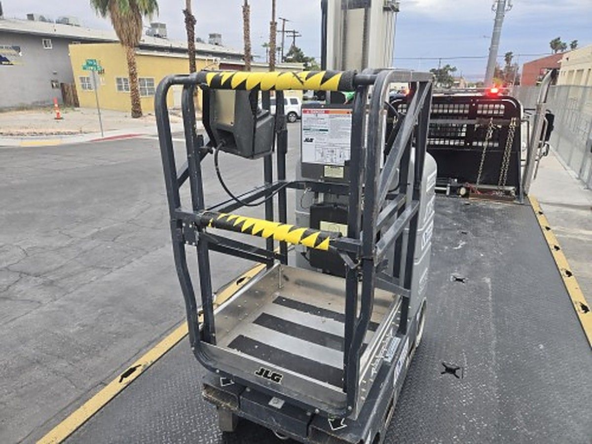 JLG 20MVL photo 3
