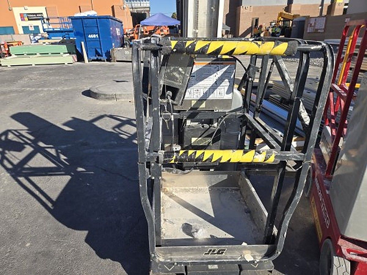 JLG 20MVL photo 10