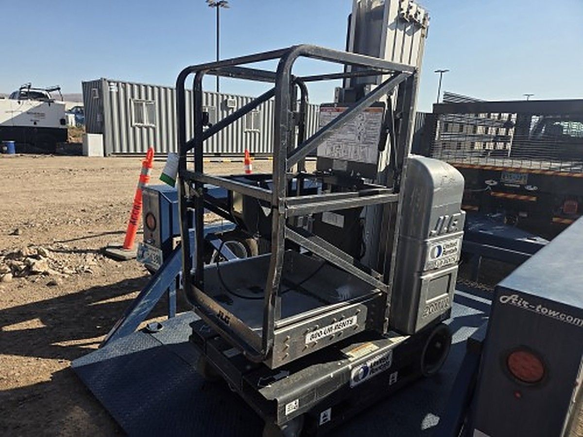 JLG 20MVL photo 2