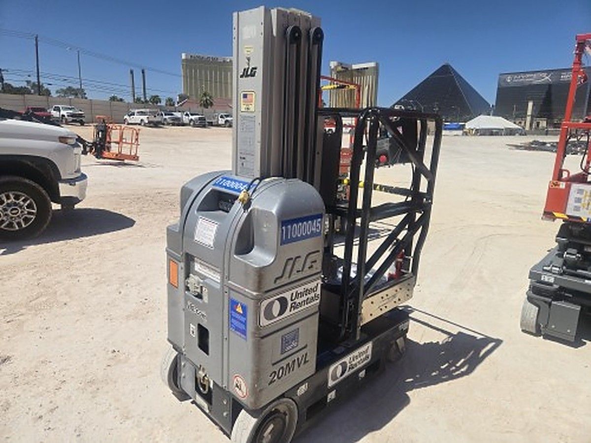 JLG 20MVL photo 2