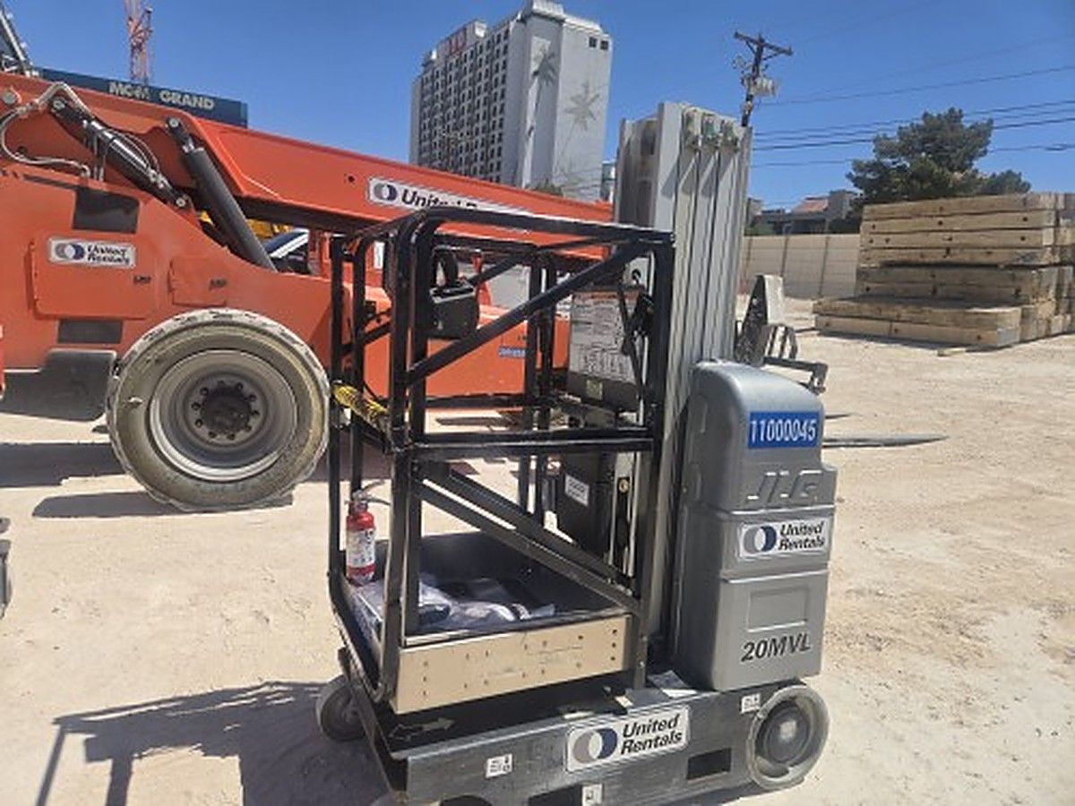 JLG 20MVL photo 3