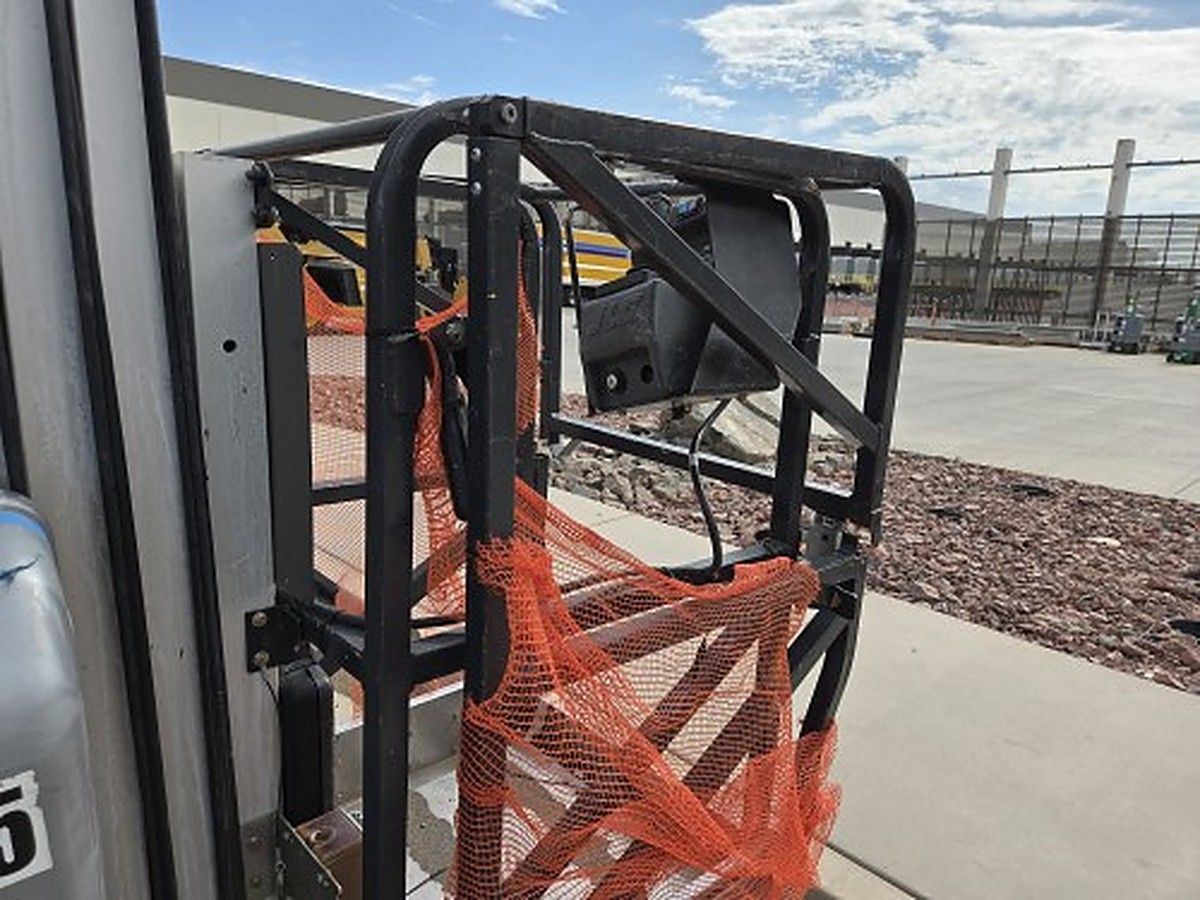 JLG 20MVL photo 2