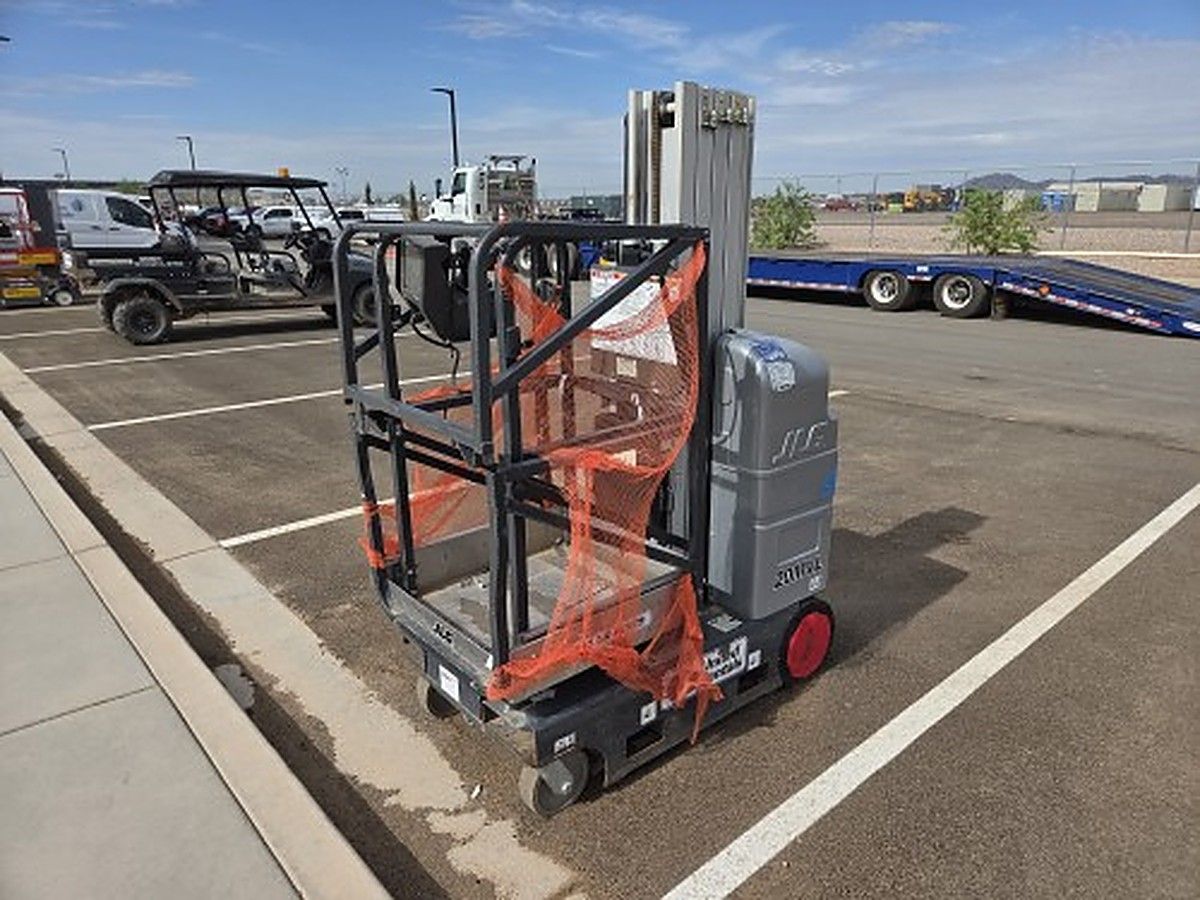 JLG 20MVL photo 7