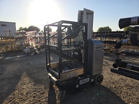 2019 JLG 20MVL Vertical Lift 18-20' Elec Self Propelled
