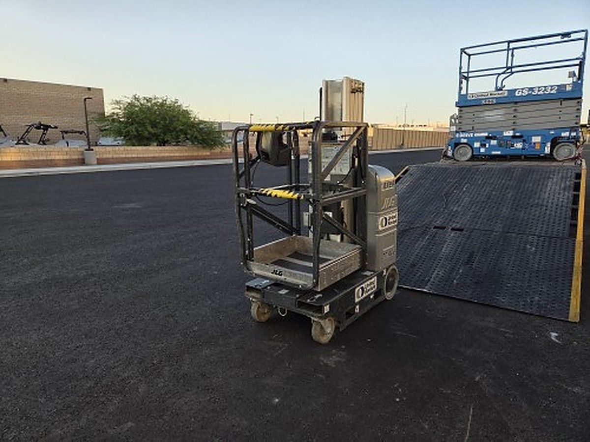 JLG 20MVL photo 3
