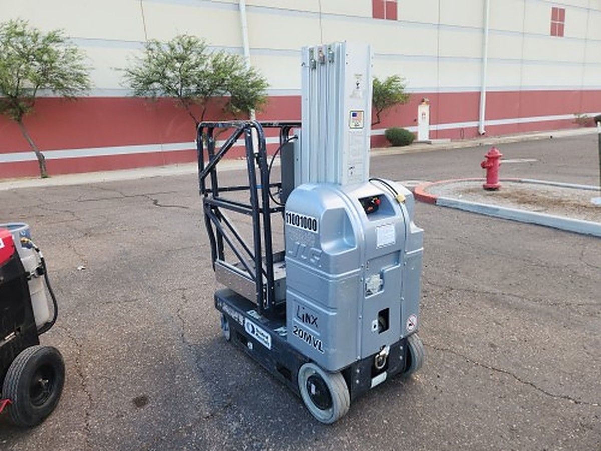 JLG 20MVL photo 4