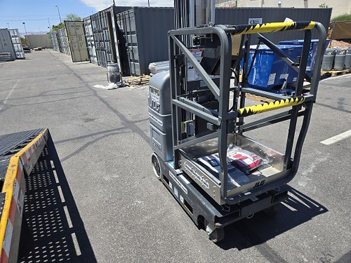 JLG 20MVL photo 6