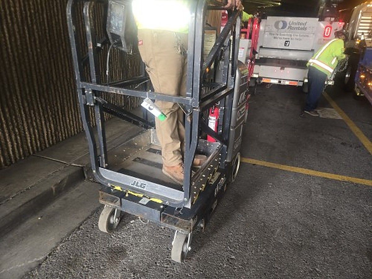 JLG 20MVL photo 5