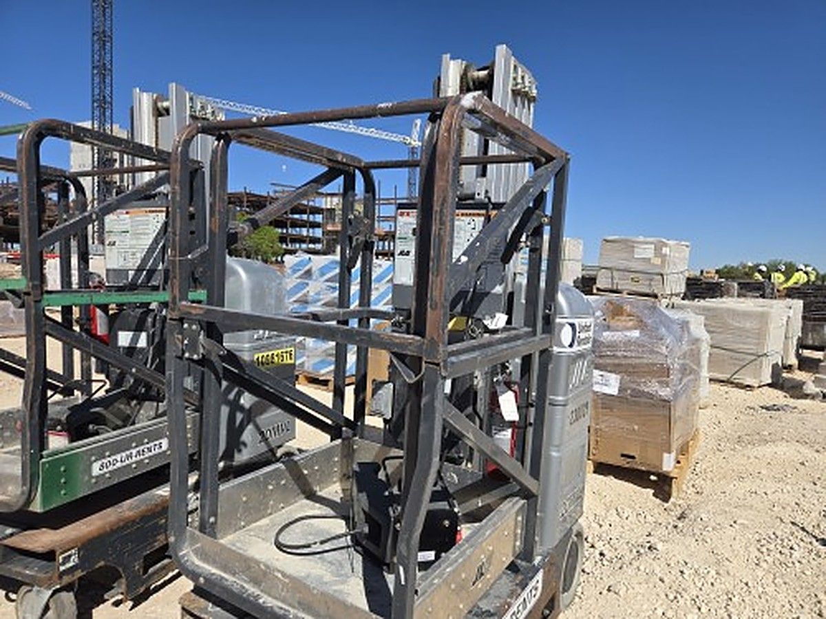 JLG 20MVL photo 10