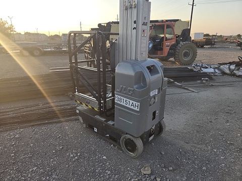 2019 JLG 20MVL Vertical Lift 18-20' Elec Self Propelled