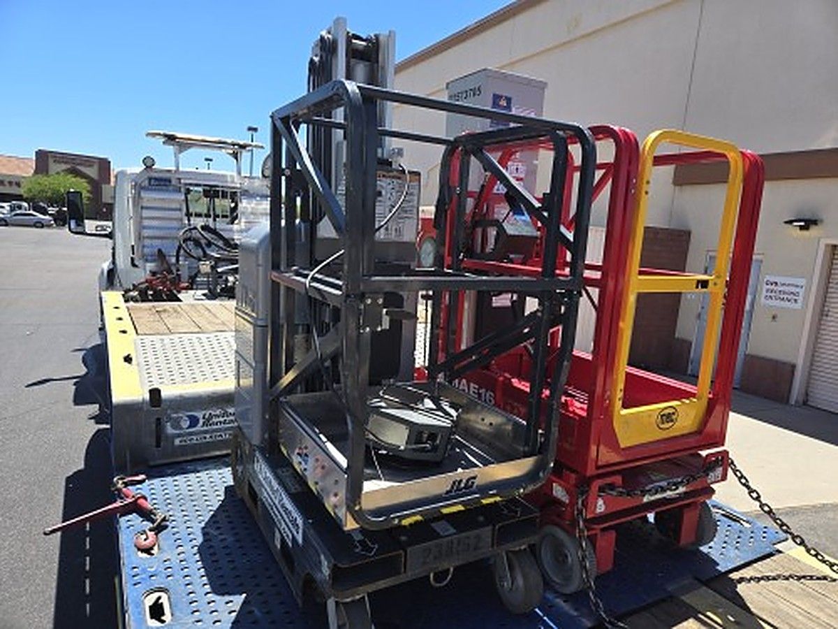 JLG 20MVL photo 2