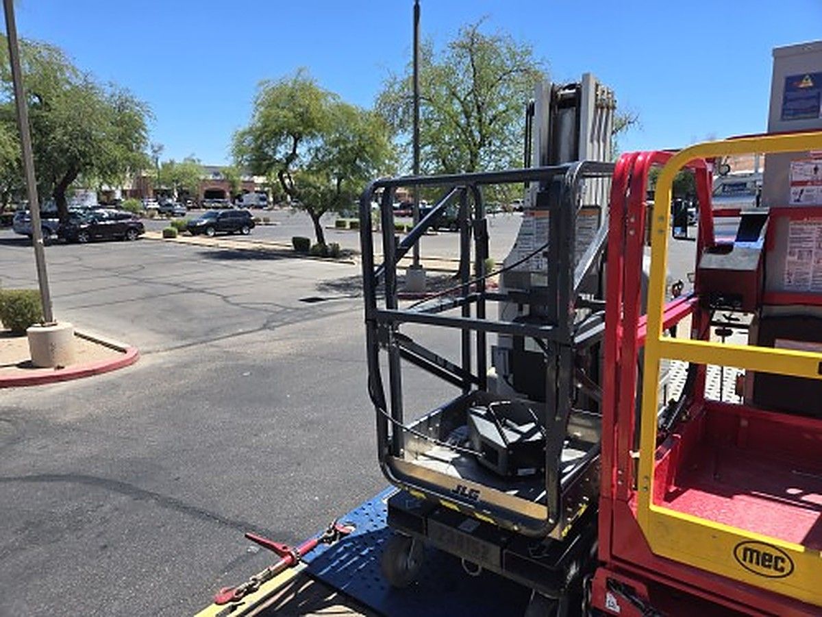 JLG 20MVL photo 4