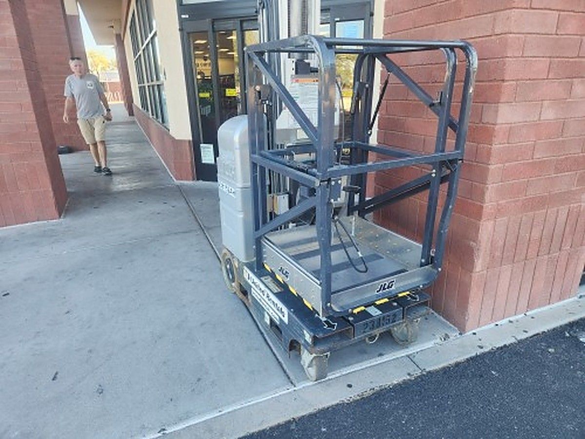 JLG 20MVL photo 6