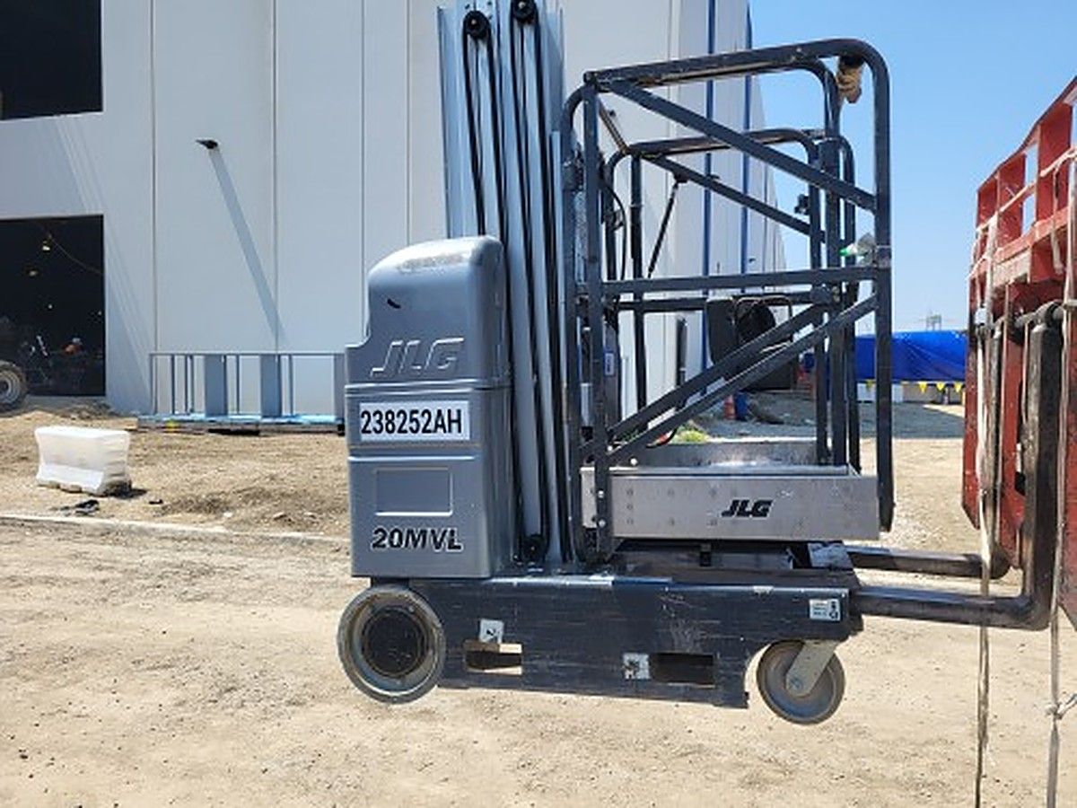 JLG 20MVL photo 2