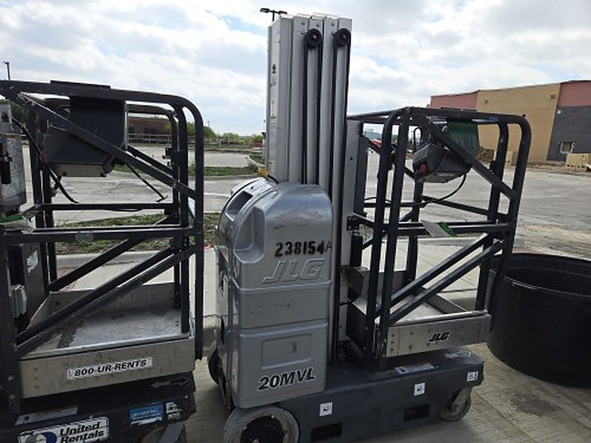 JLG 20MVL photo 2
