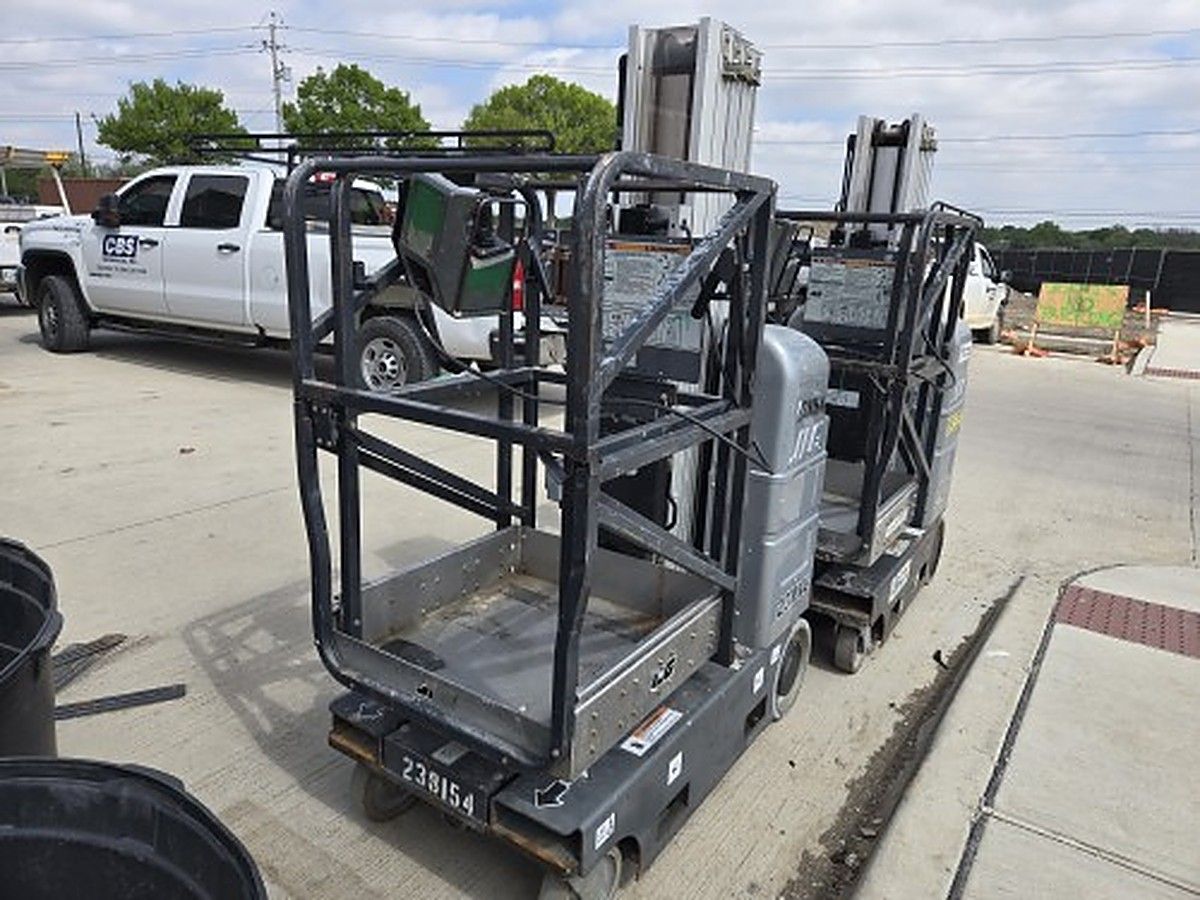 JLG 20MVL photo 3