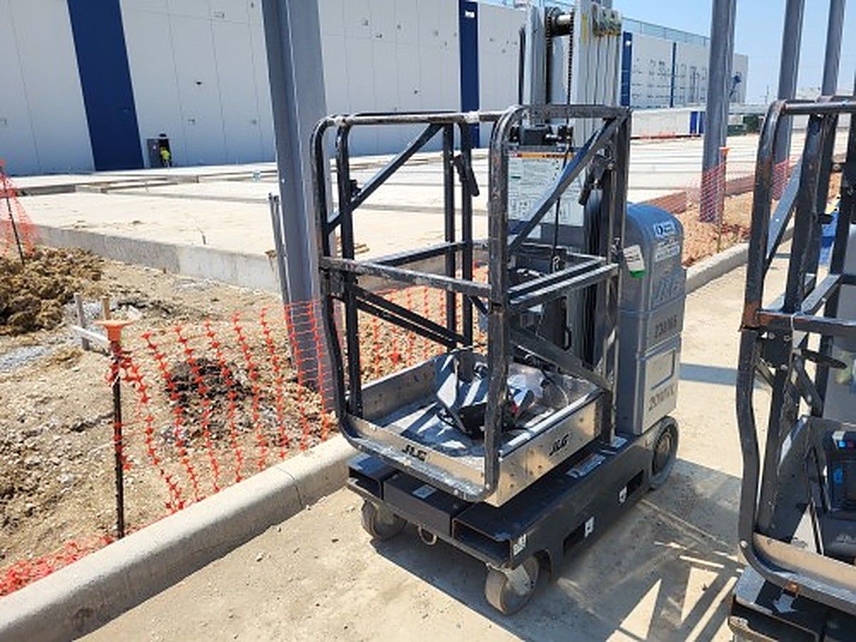 JLG 20MVL photo 2