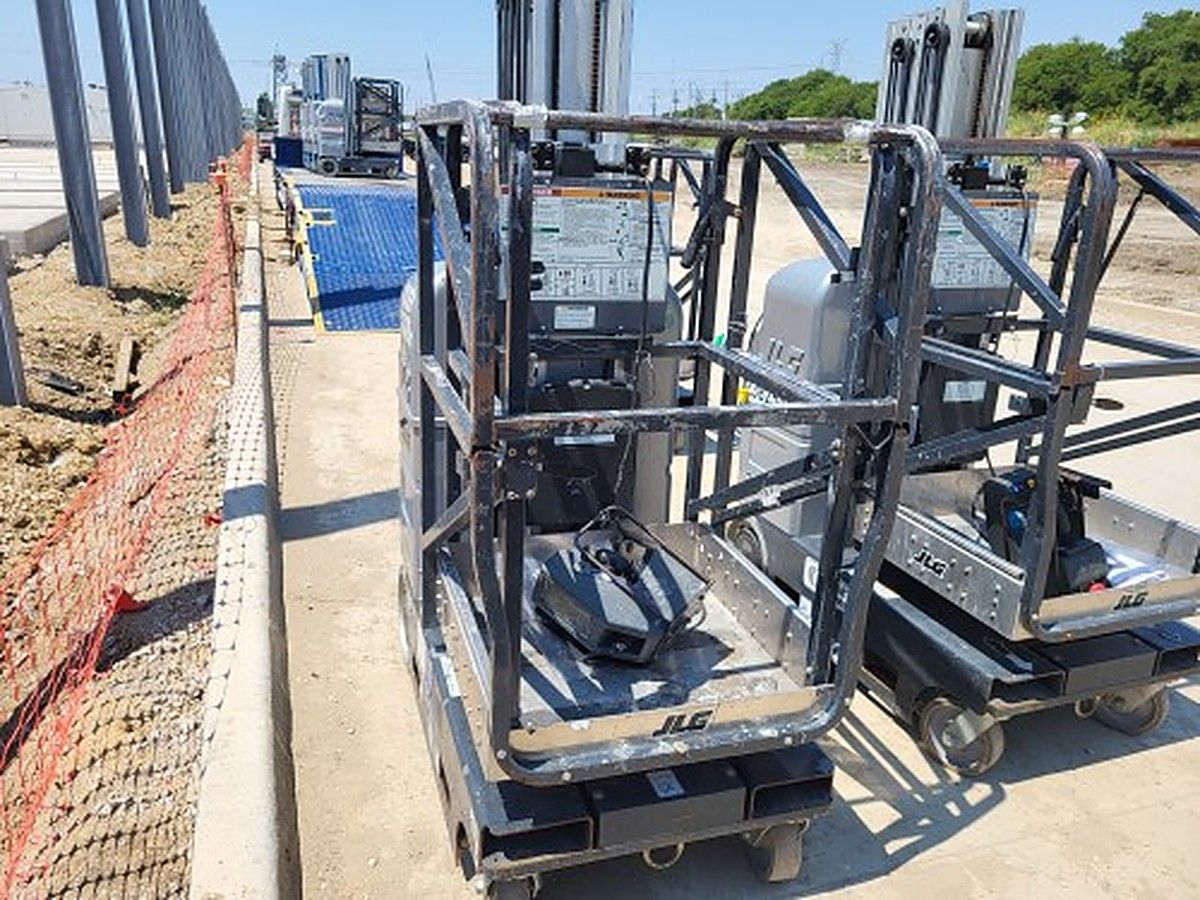 JLG 20MVL photo 4