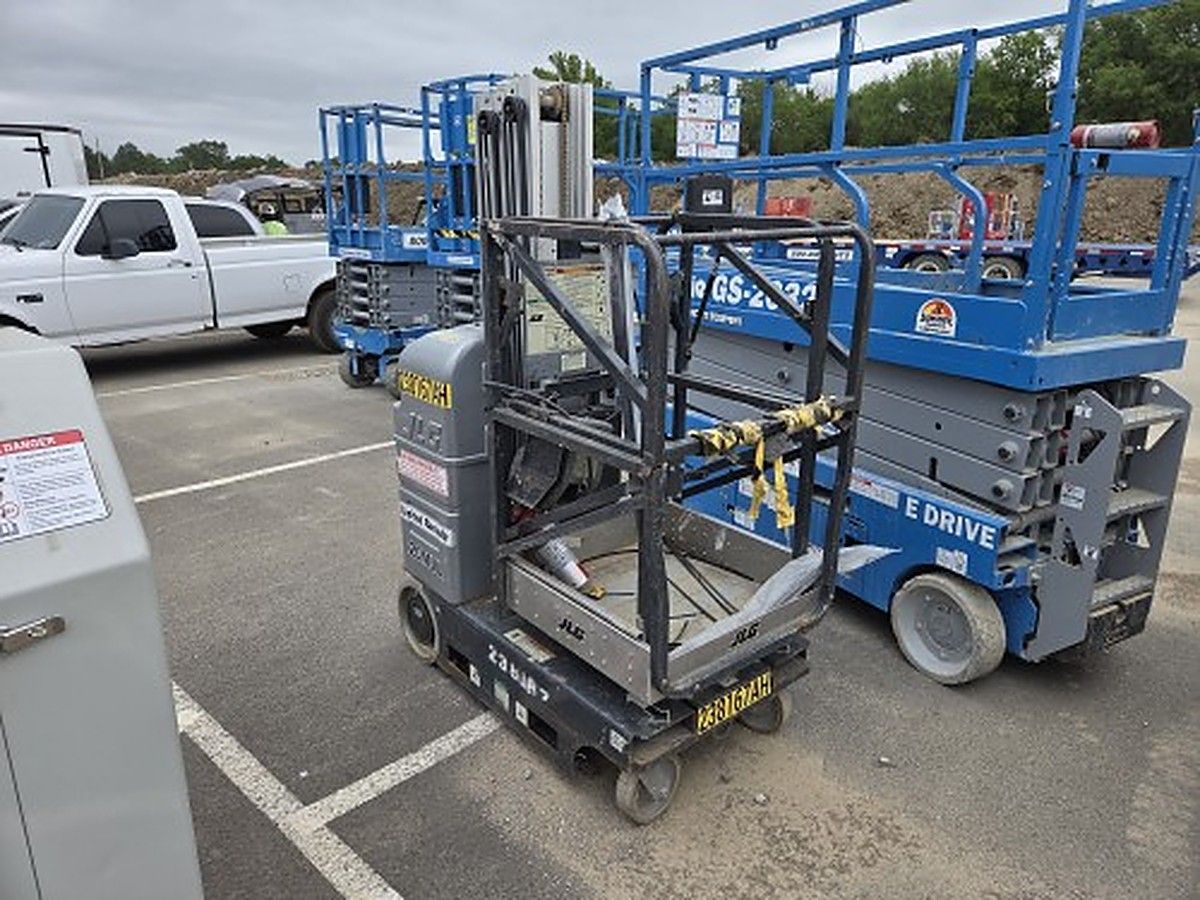 JLG 20MVL photo 12