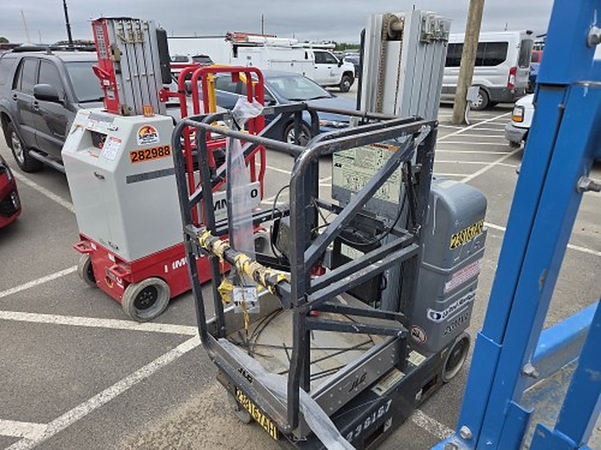JLG 20MVL photo 8