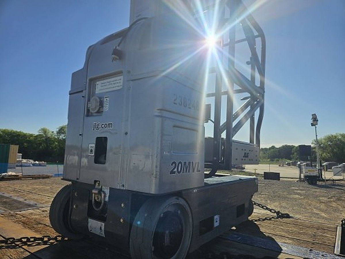 JLG 20MVL photo 2