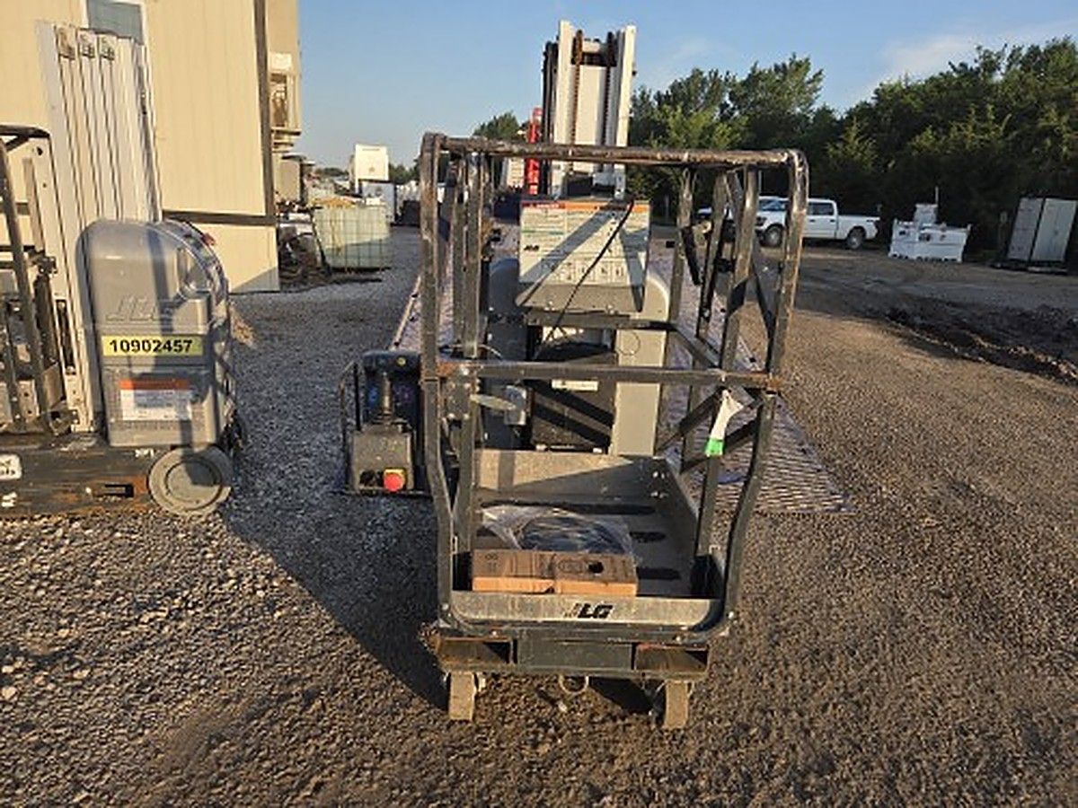 JLG 20MVL photo 4