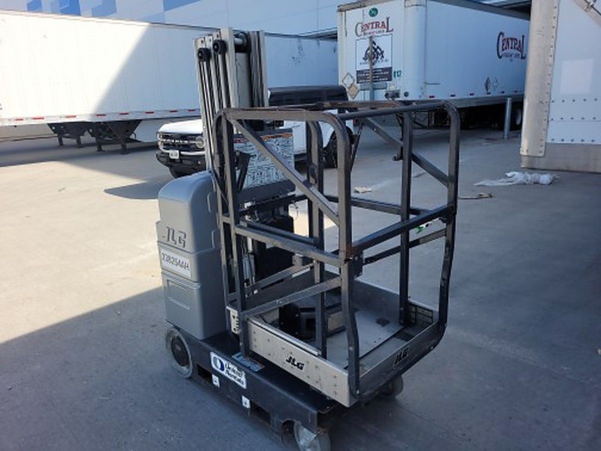 JLG 20MVL photo 2