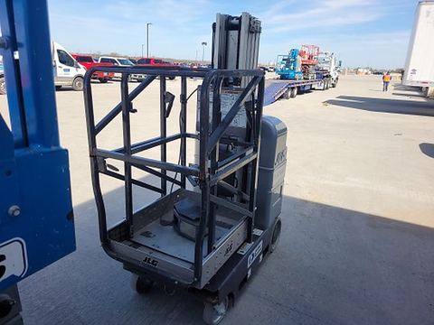 2019 JLG 20MVL Vertical Lift 18-20' Elec Self Propelled