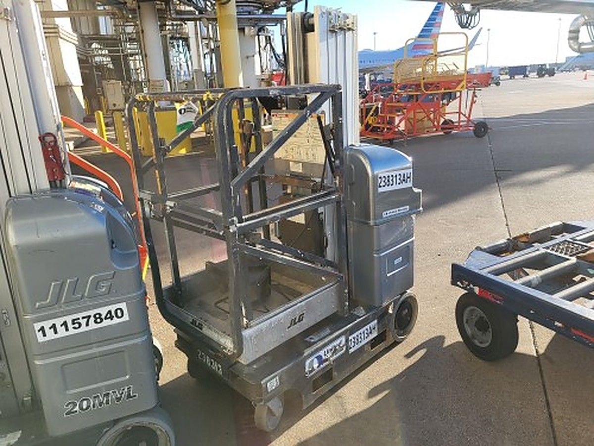 JLG 20MVL photo 2