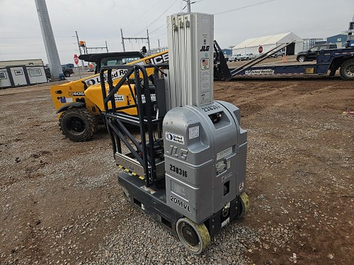 JLG 20MVL photo 2
