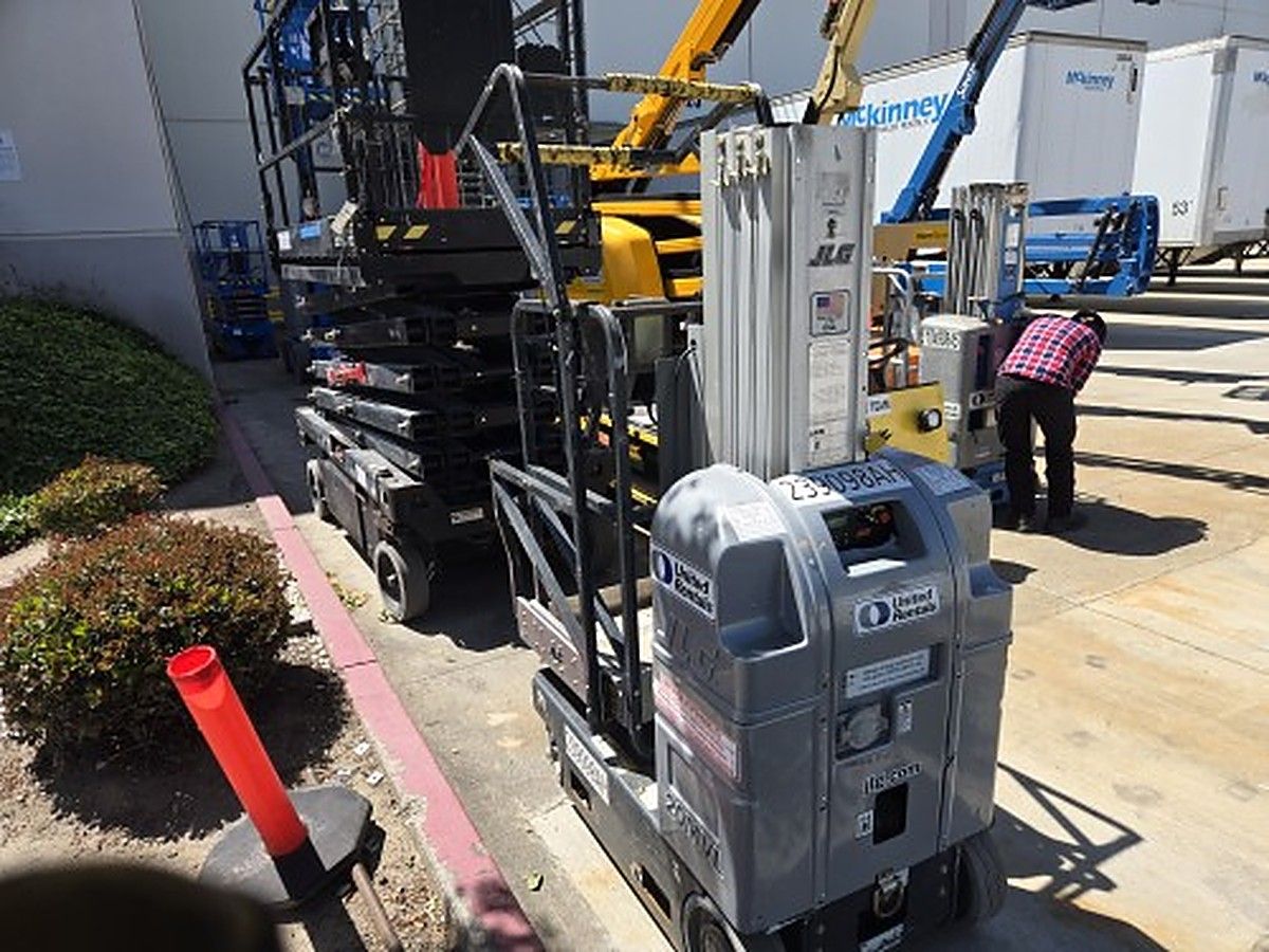 JLG 20MVL photo 3