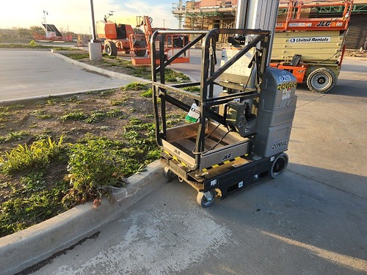 JLG 20MVL photo 3