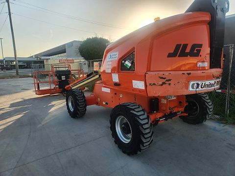 2019 JLG 400S Boom 37-44' Telescopic