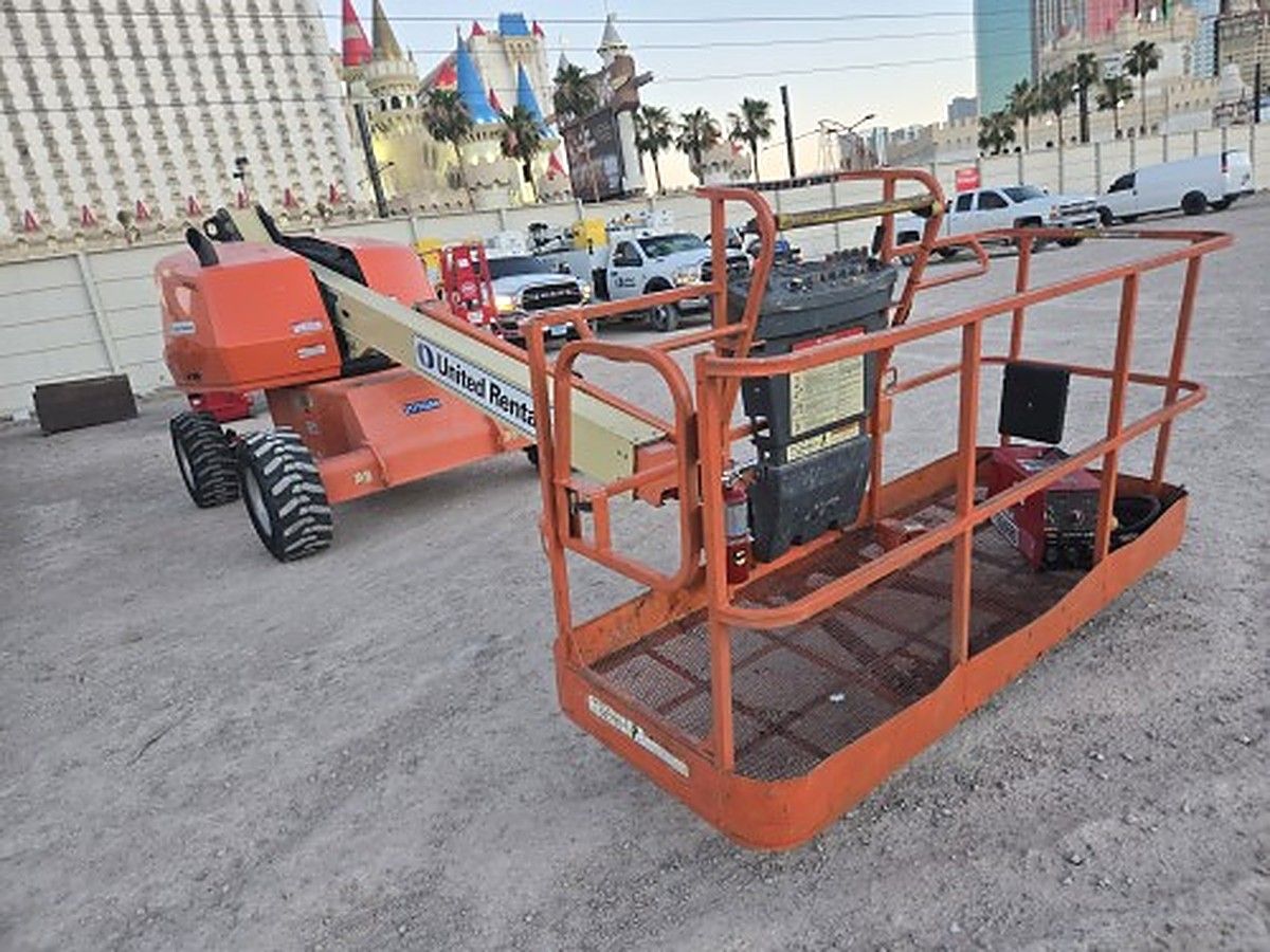 JLG 400S photo 4