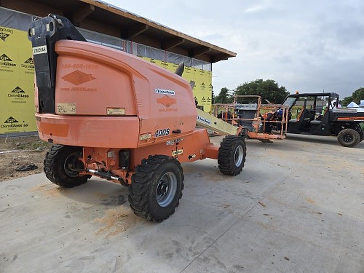 JLG 400S photo 2