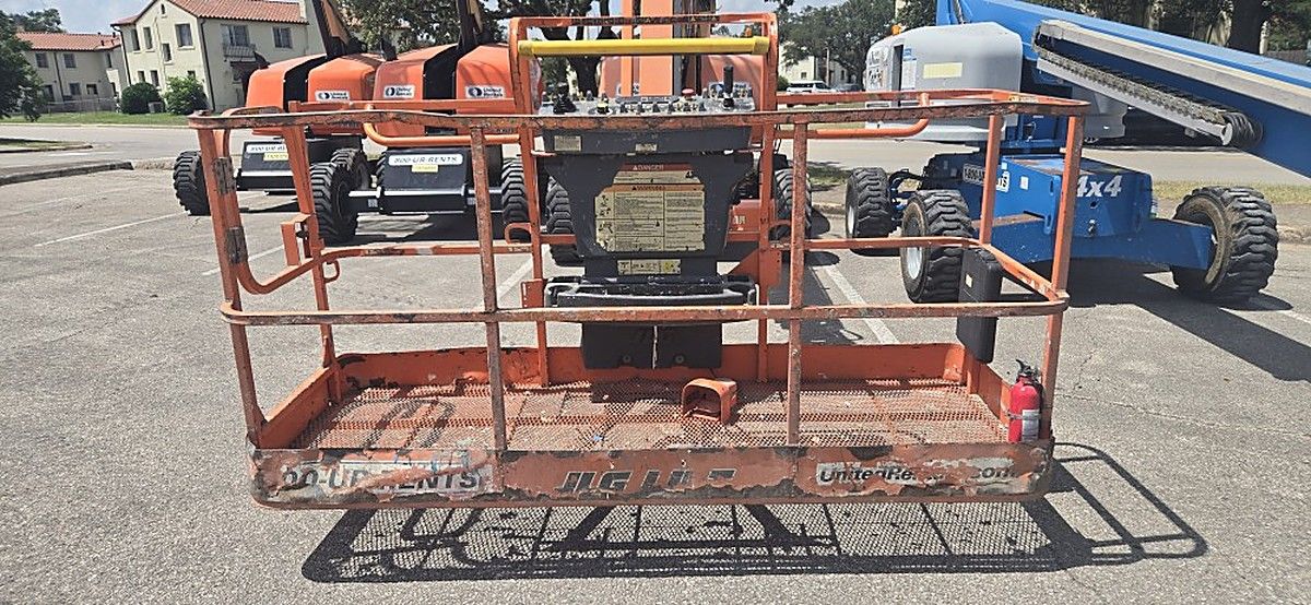 JLG 460SJ photo 3