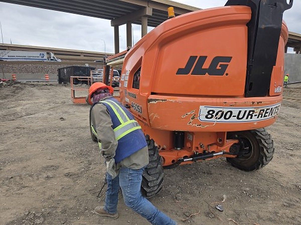 JLG 460SJ photo 5
