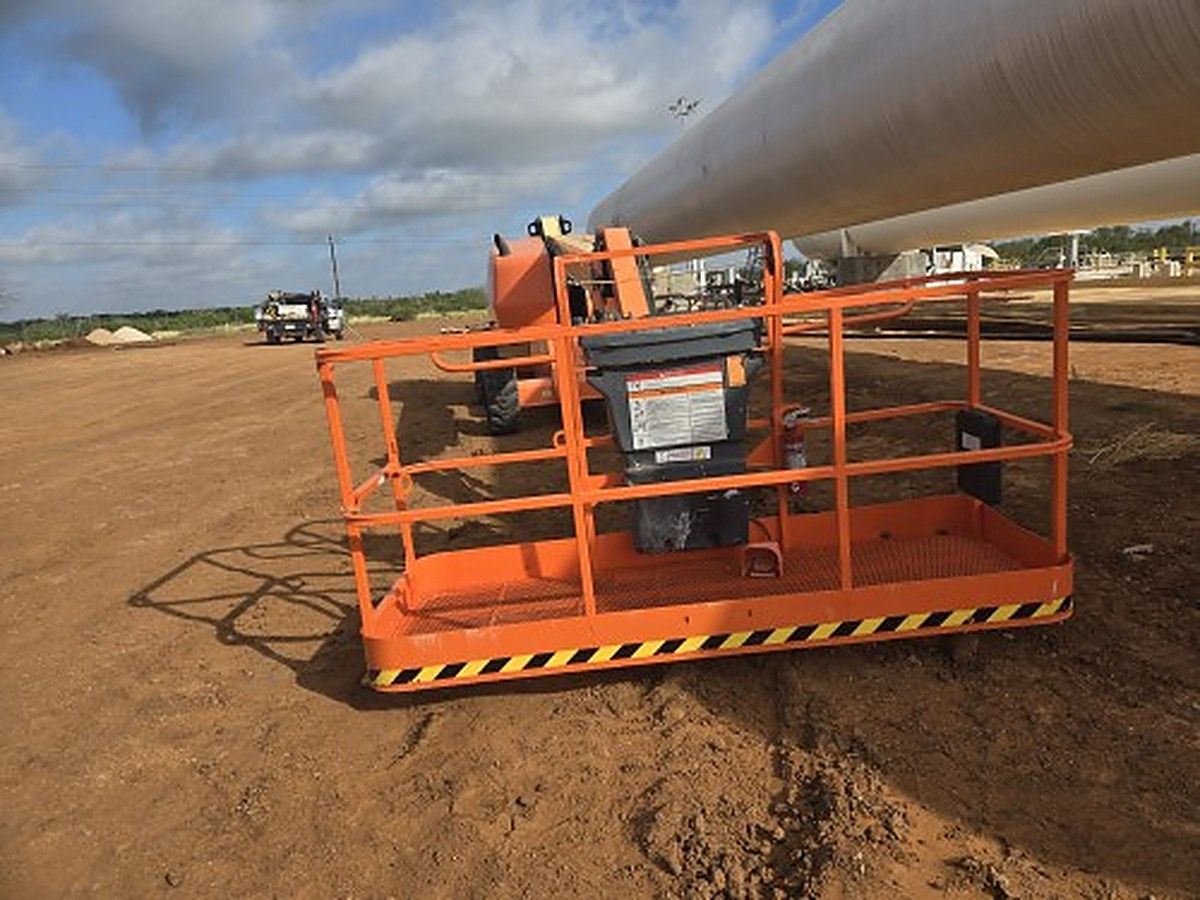 JLG 460SJ photo 9