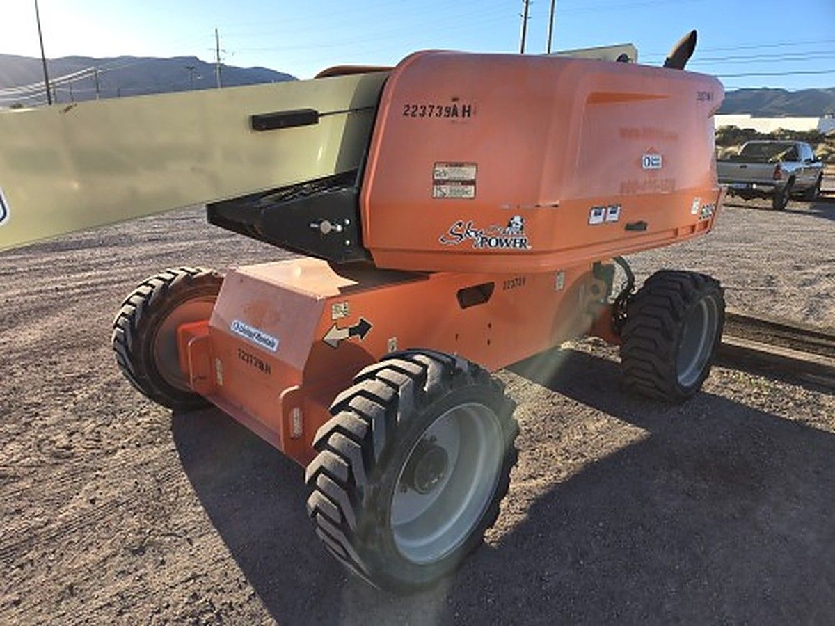 JLG 600S photo 2