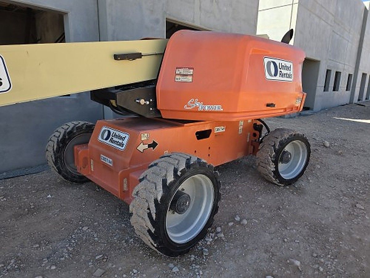 JLG 600S photo 4