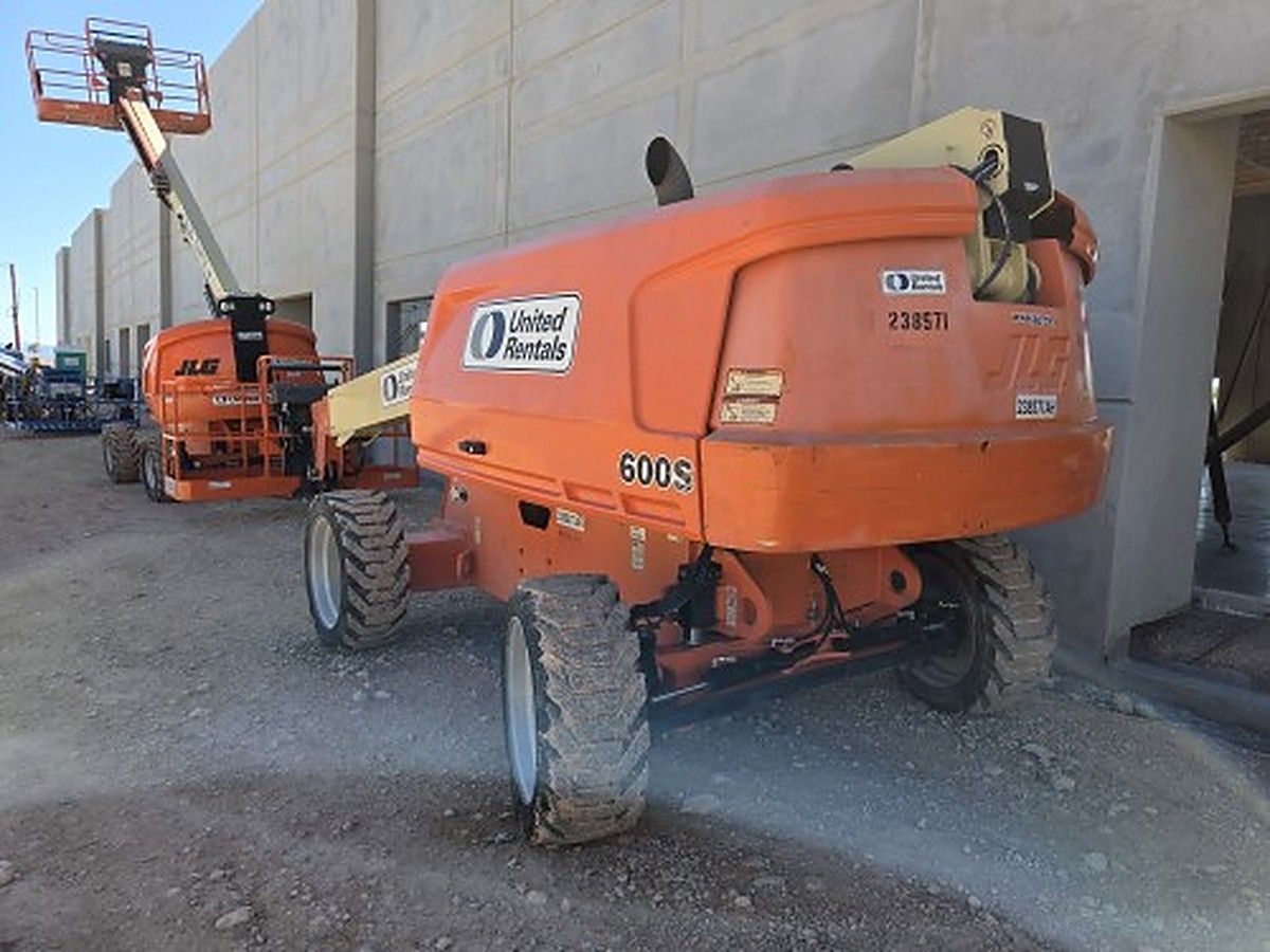 JLG 600S photo 5