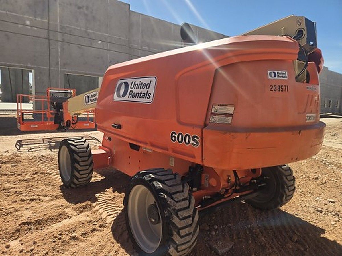 JLG 600S photo 6